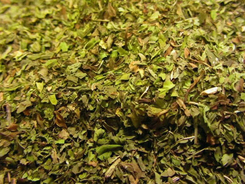 Nanaminze Pur Geschnitten