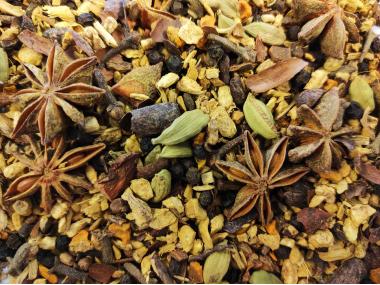 Golden Curcuma Chai Tee